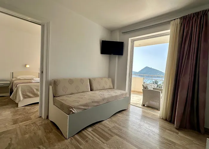 Panorama 4*