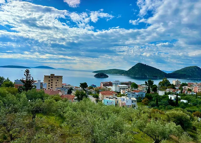 Panorama Толон