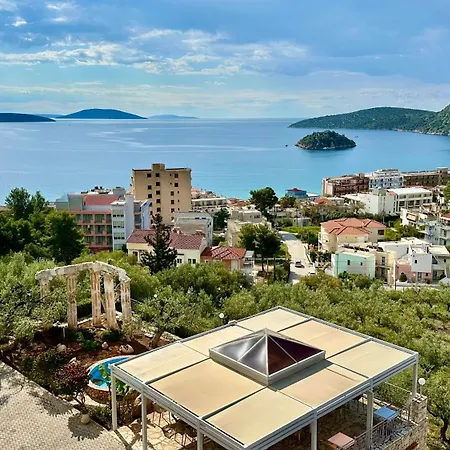 מלון דירות Panorama 4*