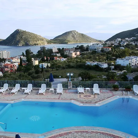 Panorama 4* טולון