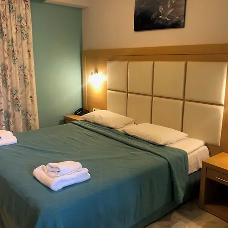 Panorama 4* טולון