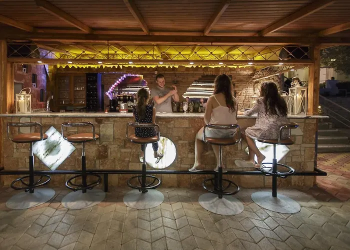 Apartmanhotel Panorama Toló